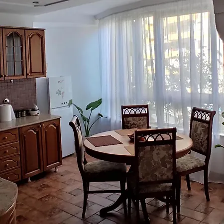 Center Rustic Retreat Apartman *