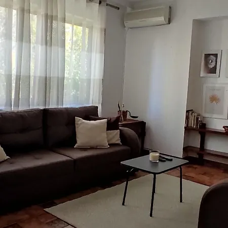 Apartment Center Rustic Retreat Tirana
