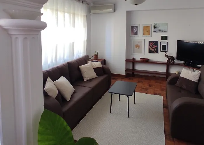 Appartamento Center Rustic Retreat