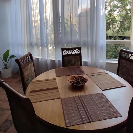 Center Rustic Retreat * Tirana