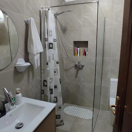 شقة Center Rustic Retreat *