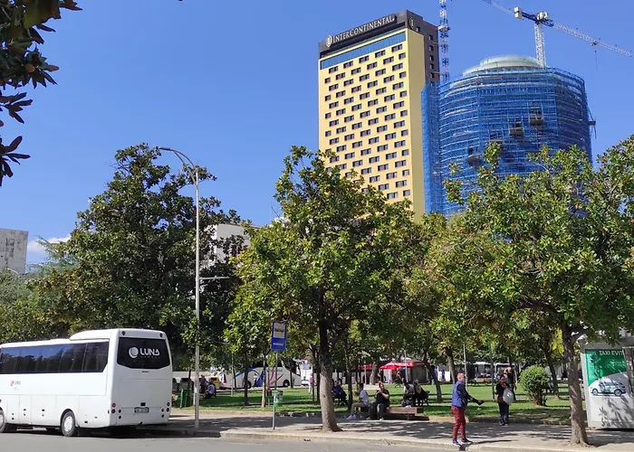 Center Rustic Retreat 公寓